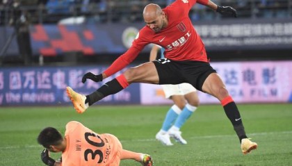 开云娱乐-罚单：费利佩停赛3场罚款3万元 成都赛区罚款1万元