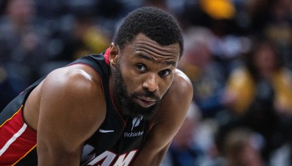 开云-勉强达标！维金斯16中6&amp;三分9中3 砍下17分3断&amp;正负值-12