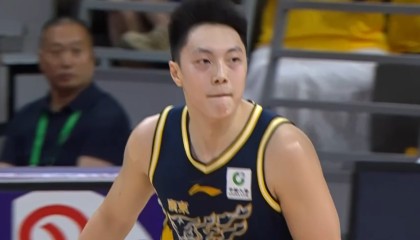 开云入口-不得不说，广东队现在变成了“四不像”球队！